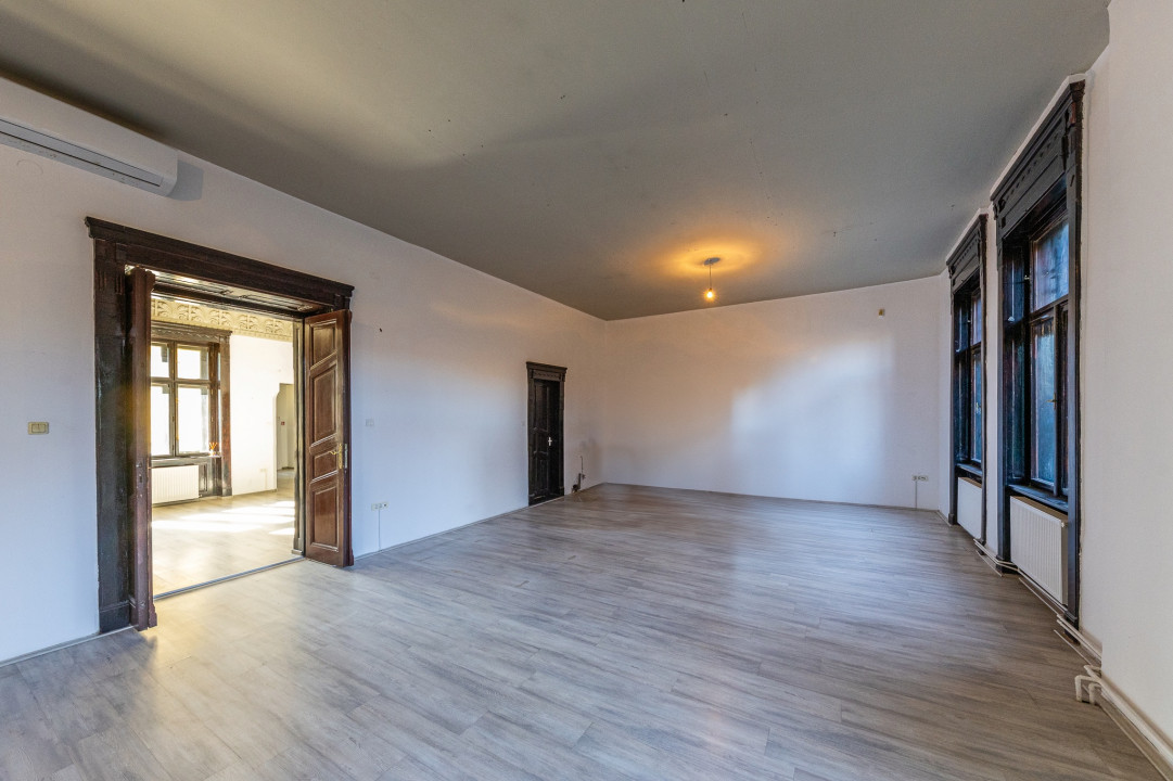 Apartament în clădire istorică - Palatul Bela Gudenus de Gad, Timișoara