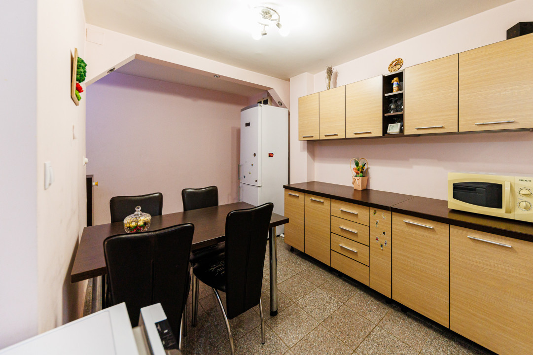 Apartament 3 camere, etaj 1, zona Dorobantilor/Modern- la cheie