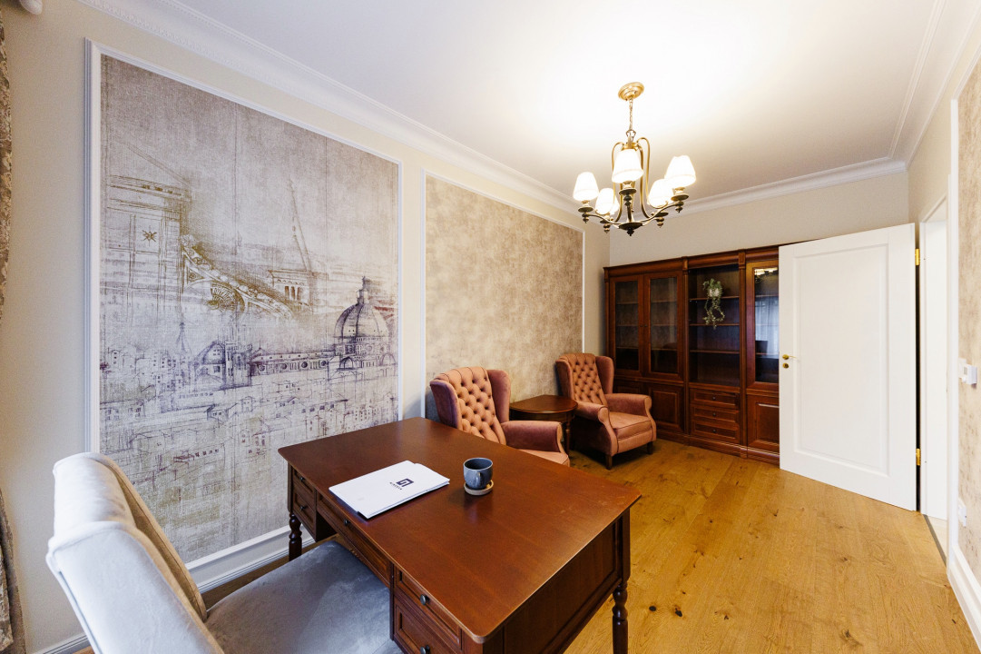 Casa de Lux cu Design Clasic și Piscină la limita dintre Timișoara și Dumbrăvița