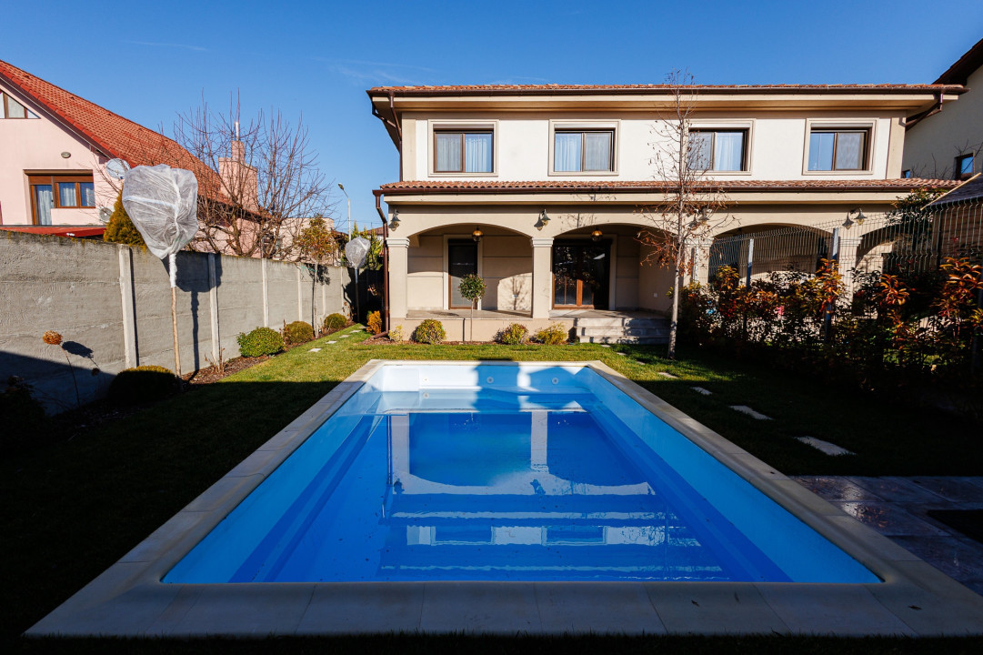 Casa de Lux cu Design Clasic și Piscină la limita dintre Timișoara și Dumbrăvița