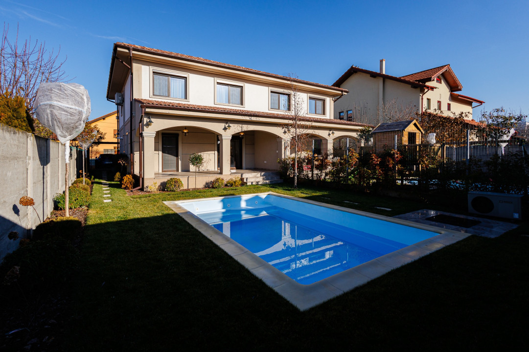 Casa de Lux cu Design Clasic și Piscină la limita dintre Timișoara și Dumbrăvița