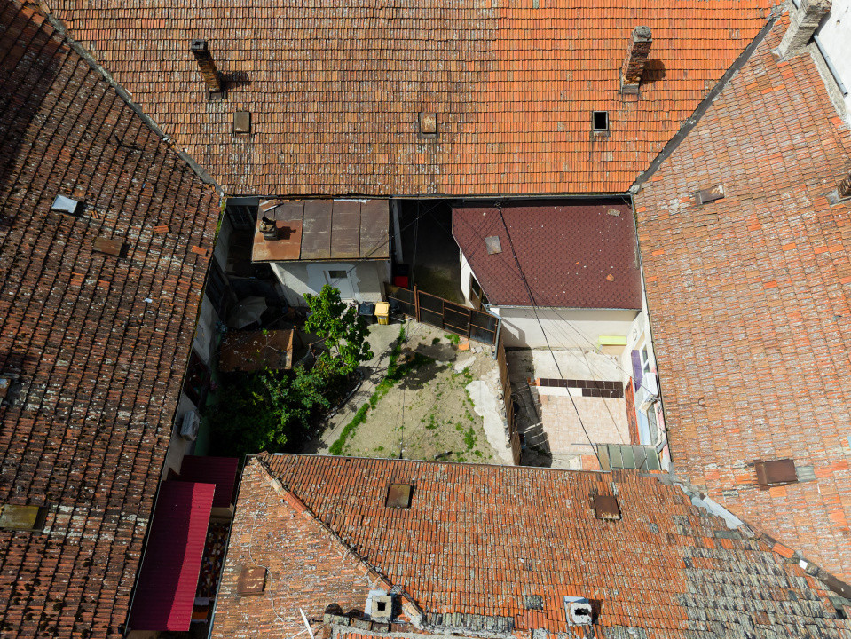 Zona istorică Traian–6 apartamente în imobil cu potențial, 621 mp, 759 mp teren