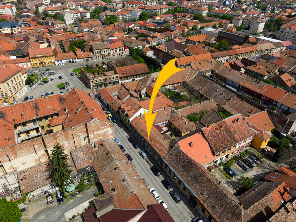 Zona istorică Traian–6 apartamente în imobil cu potențial, 621 mp, 759 mp teren