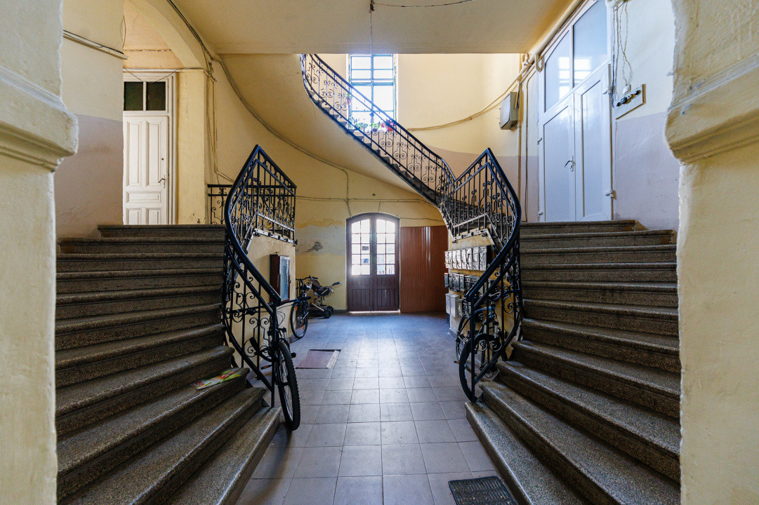 Apartament cochet – pe malul Begai, aproape de centrul orasului!