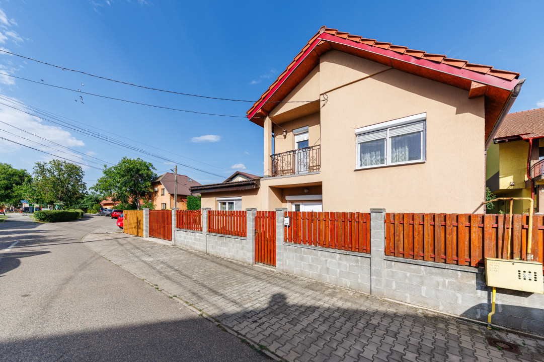 Casa individuala spatioasa cu 4 dormitoare si gradina – Dumbravita, Comison 0%