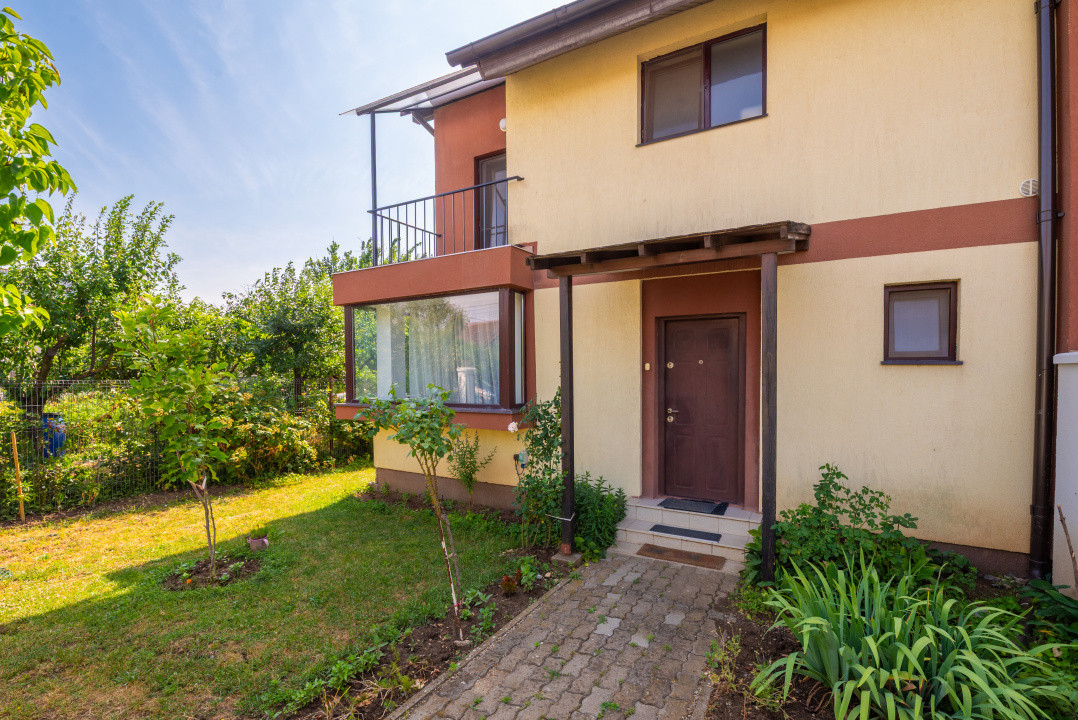 4 camere in triplex, teren 334 mp si terasa – Dumbravita, str. Magura