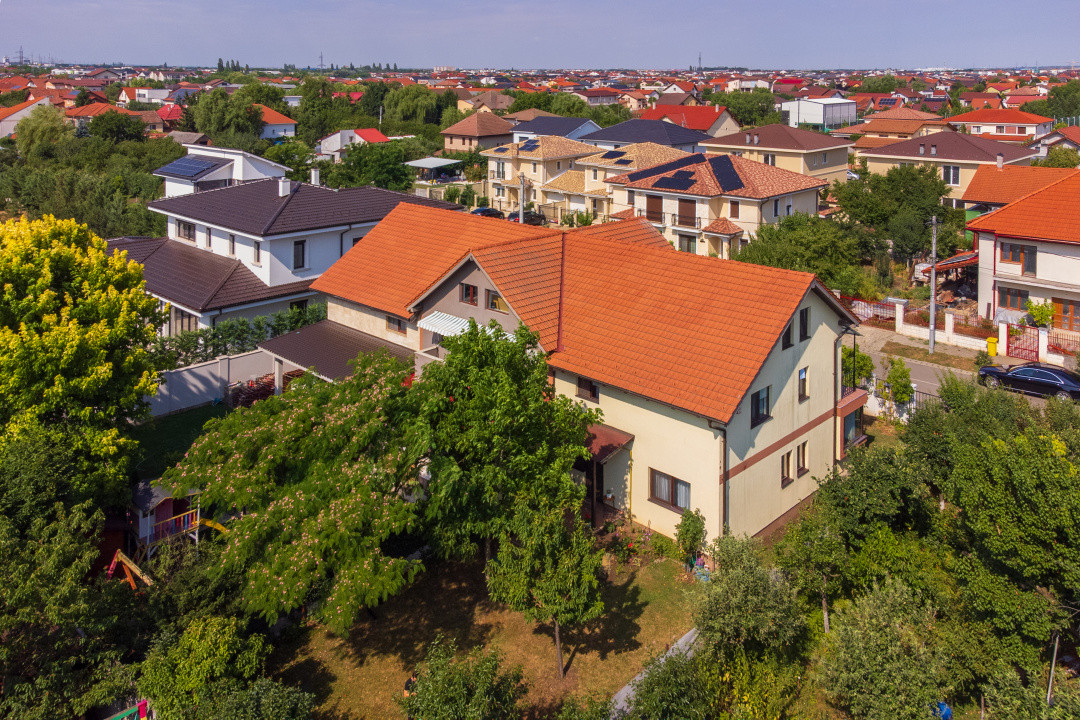 4 camere in triplex, teren 334 mp si terasa – Dumbravita, str. Magura