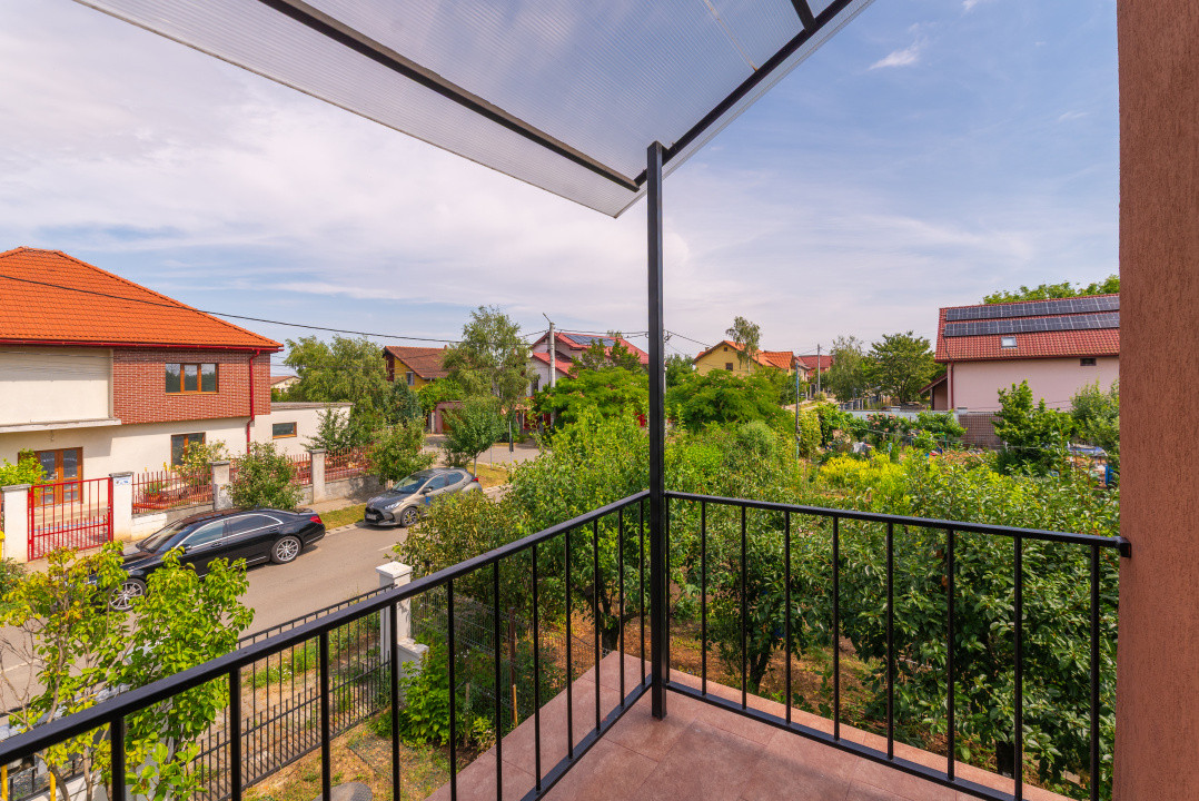 4 camere in triplex, teren 334 mp si terasa – Dumbravita, str. Magura