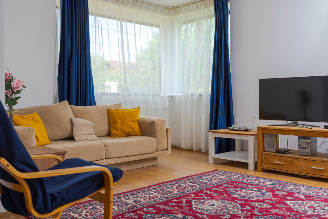 4 camere in triplex, teren 334 mp si terasa – Dumbravita, str. Magura