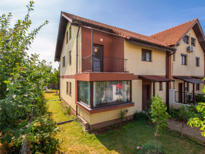 4 camere in triplex, teren 334 mp si terasa – Dumbravita, str. Magura