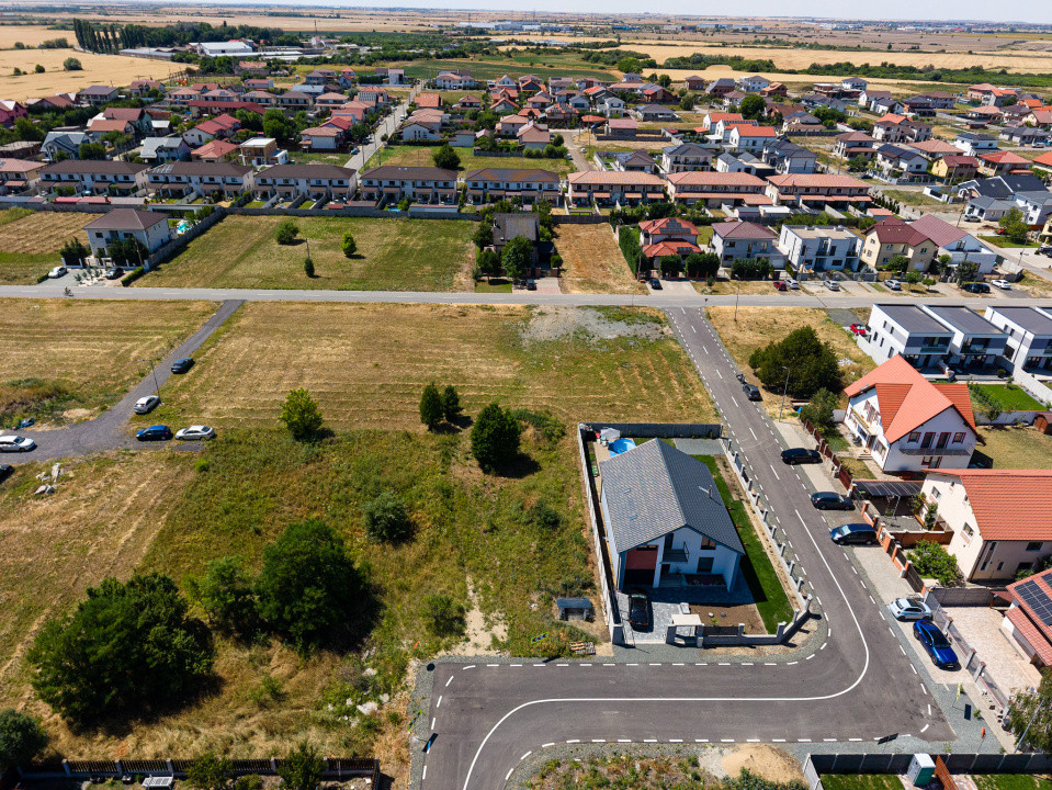 Teren 700 mp  Dumbravita, str. Bucuresti