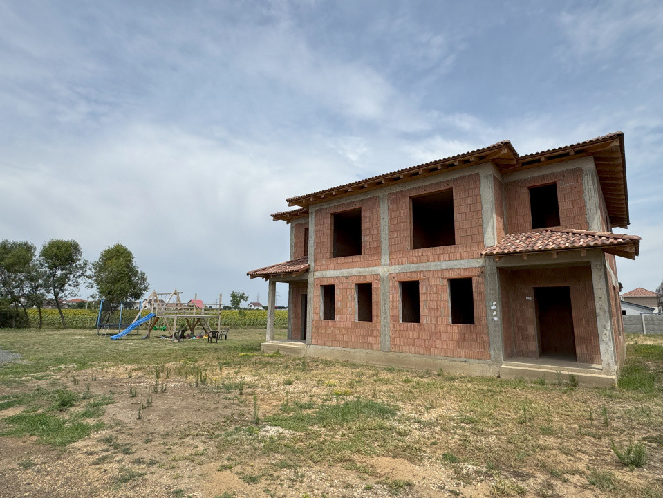 Duplex la rosu ambele unitati, Dumbravita, teren 783 mp, comision 0