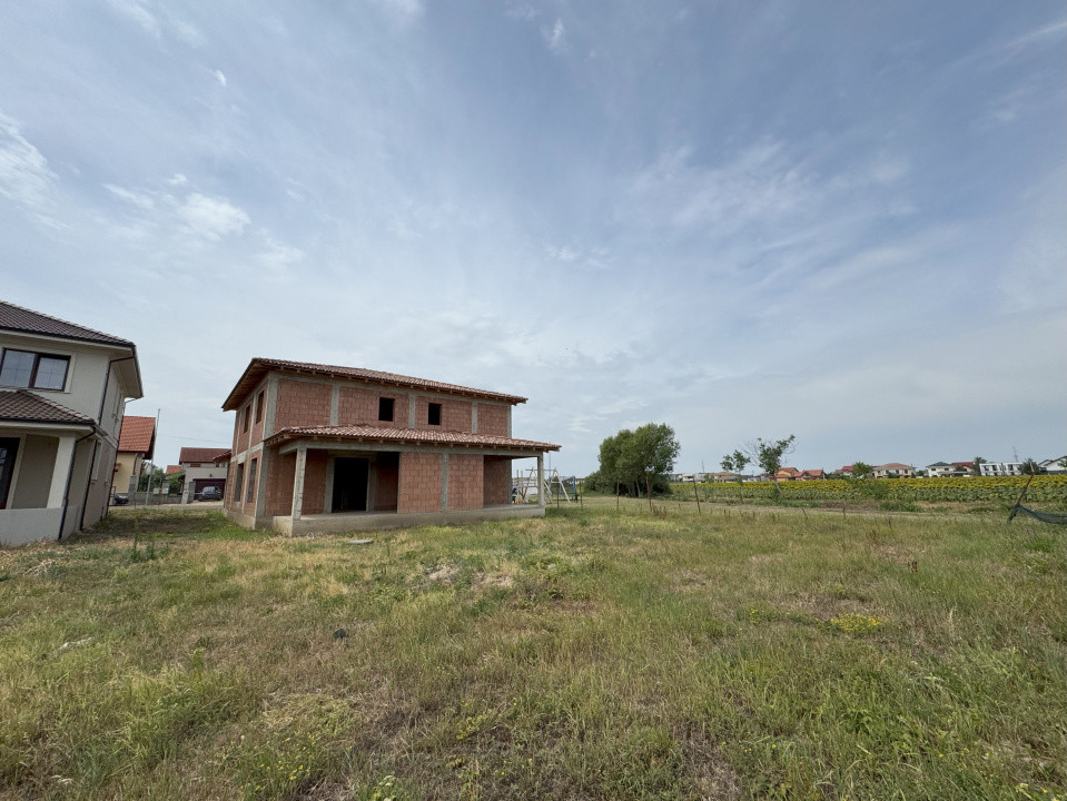 Duplex la rosu ambele unitati, Dumbravita, teren 783 mp, comision 0