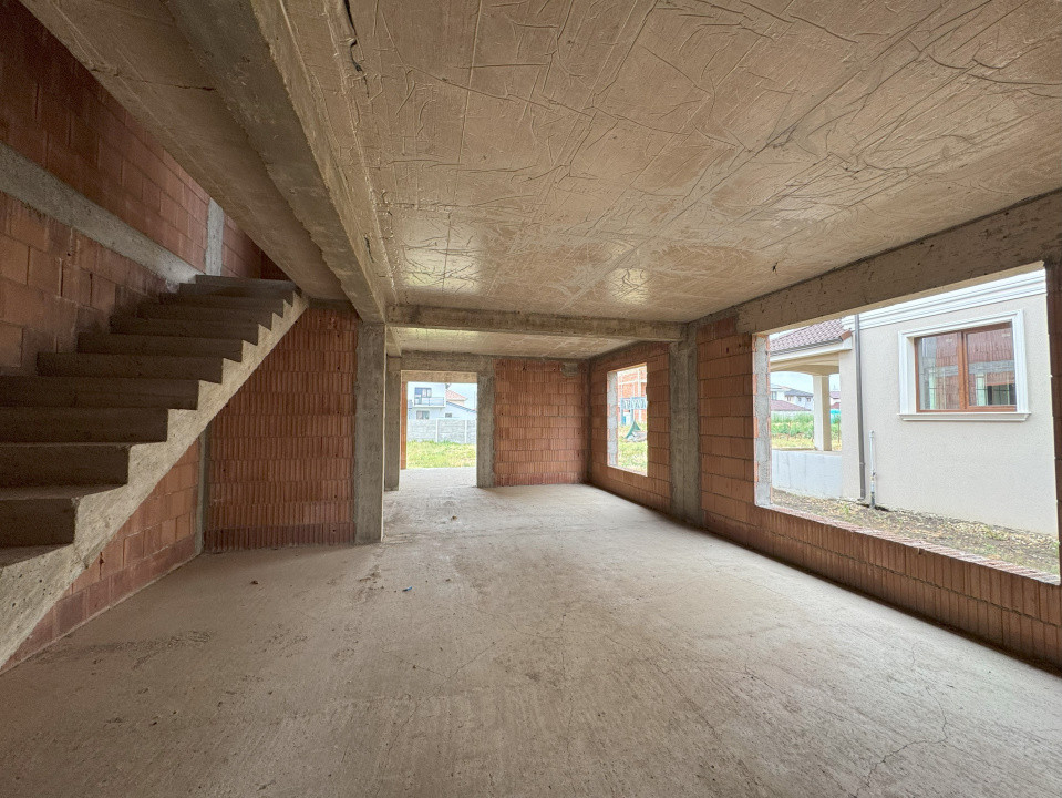 Duplex la rosu ambele unitati, Dumbravita, teren 783 mp, comision 0