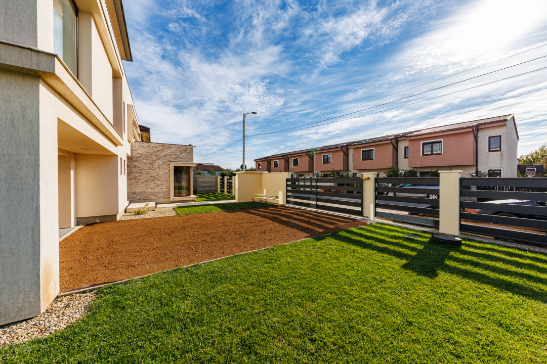 Vila premium, pregatita pentru viitor–panouri solare, spatiu generos