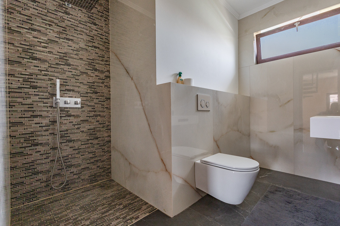 Vila premium, pregatita pentru viitor–panouri solare, spatiu generos