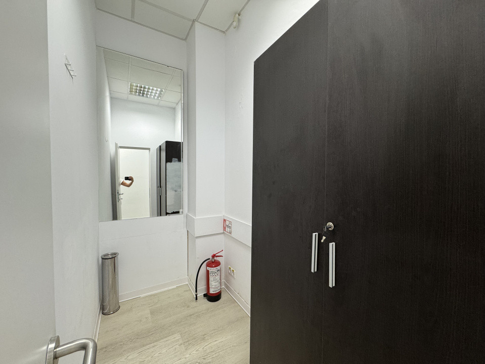 Spatiu Comercial cu vitrina- Zona Modern, Comision 0