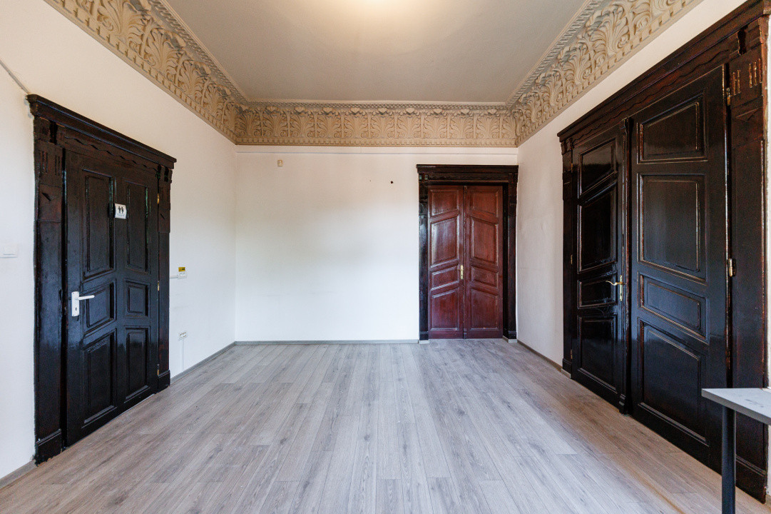 Apartament 196 mp, cu 5 camere, în zona istorică Iosefin - Timisoara