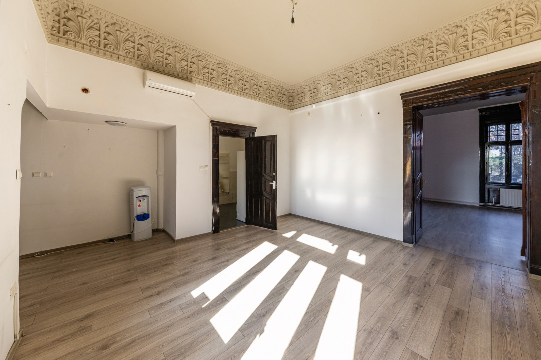 Apartament 196 mp, cu 5 camere, în zona istorică Iosefin - Timisoara