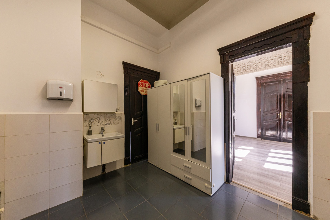 Apartament 196 mp, cu 5 camere, în zona istorică Iosefin - Timisoara