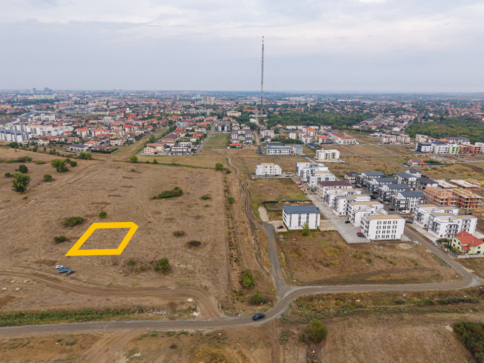 Teren 950 mp pentru proiect rezidential in Giroc – acces multiplu, zona blocuri