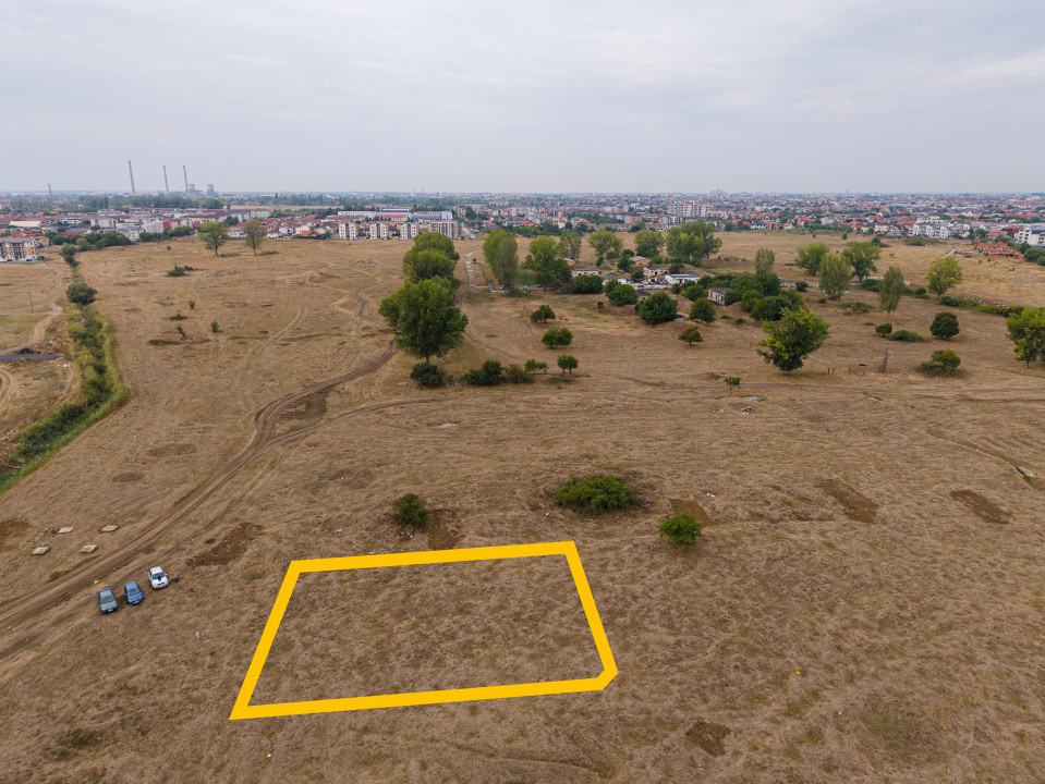 Teren 950 mp pentru proiect rezidential in Giroc – acces multiplu, zona blocuri