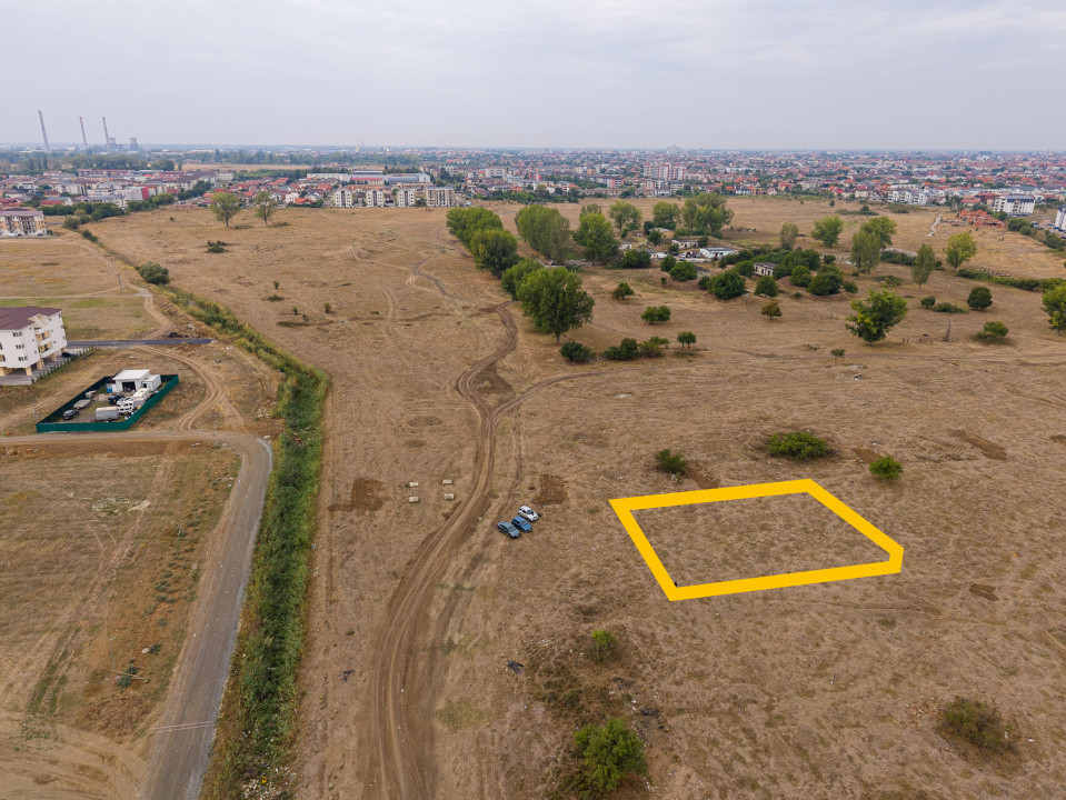 Teren 950 mp pentru proiect rezidential in Giroc – acces multiplu, zona blocuri