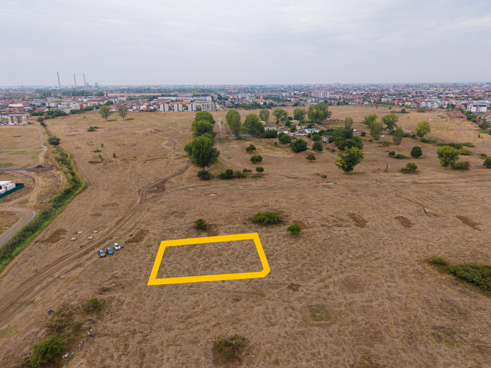 Teren 950 mp pentru proiect rezidential in Giroc – acces multiplu, zona blocuri