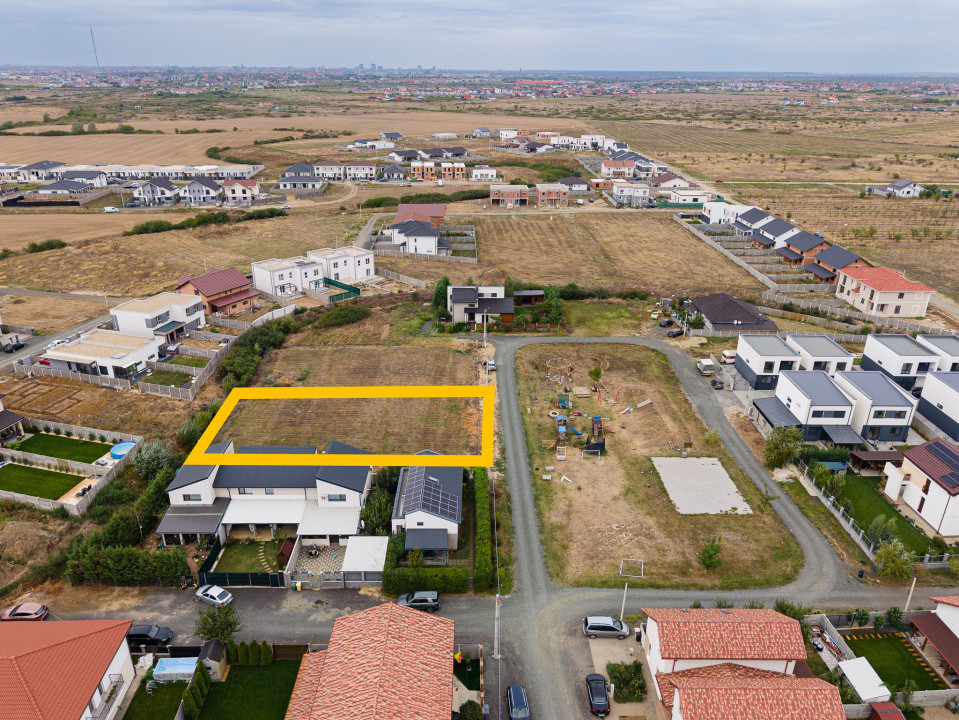 Teren 1000 mp Urseni – zonă locuită, ideal pentru casă sau duplex