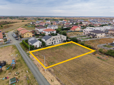 Teren 1000 mp Urseni – zonă locuită, ideal pentru casă sau duplex