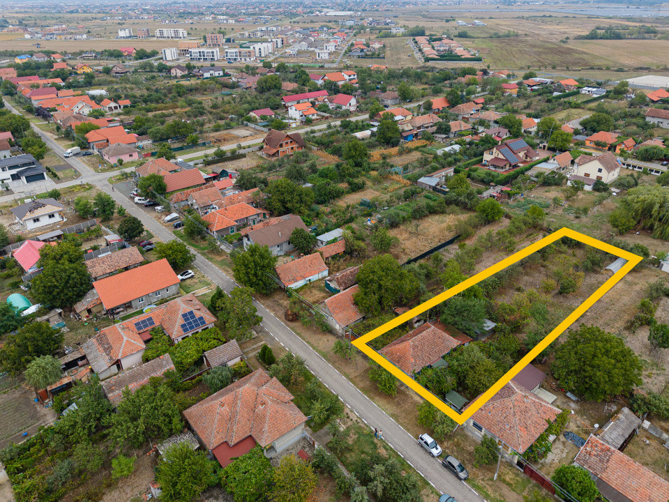 Teren 1.439 mp cu casa batraneasca – Urseni, Vatra Veche