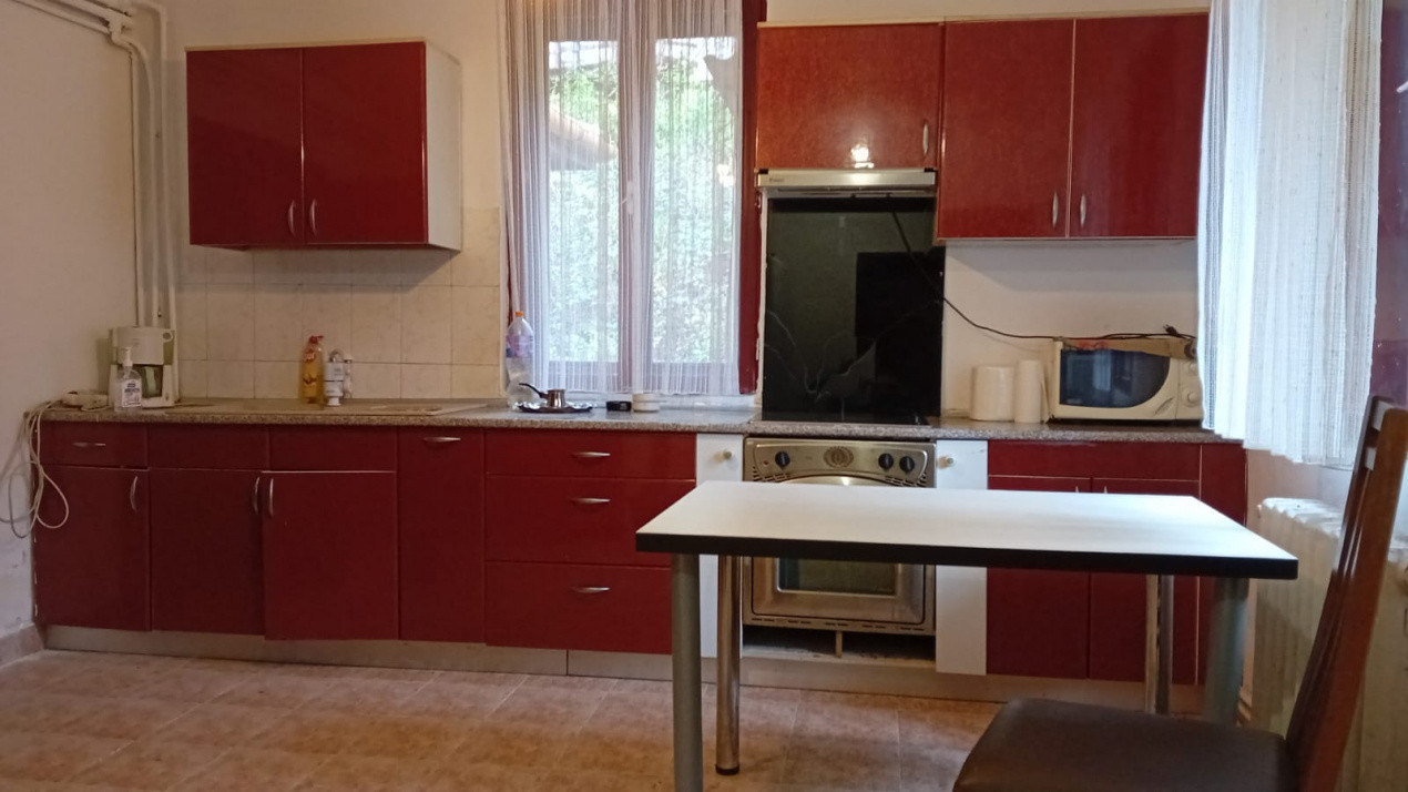 Casa de vacanta Crivaia, langa Valiug –locatie idilica, ideala pentru timp liber