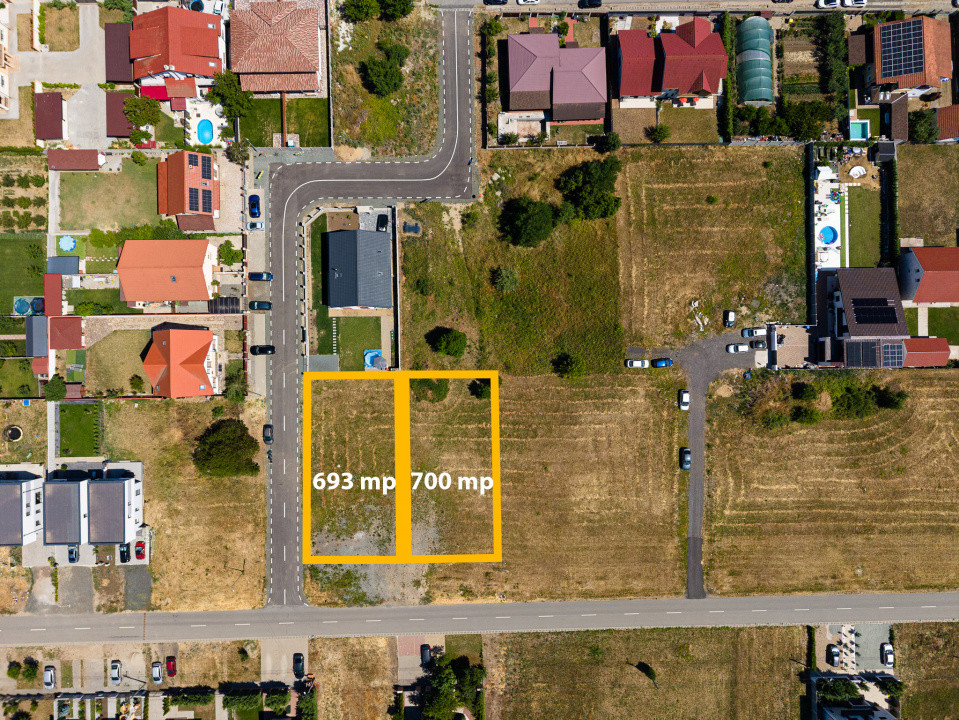 Teren 700 mp  Dumbravita, str. Bucuresti, Persoana juridica