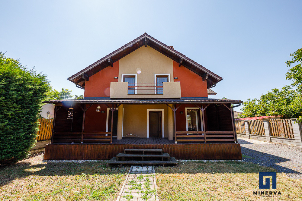 Oportunitate de investitie: Proprietate  pt camin de batrani, scoala, restaurant
