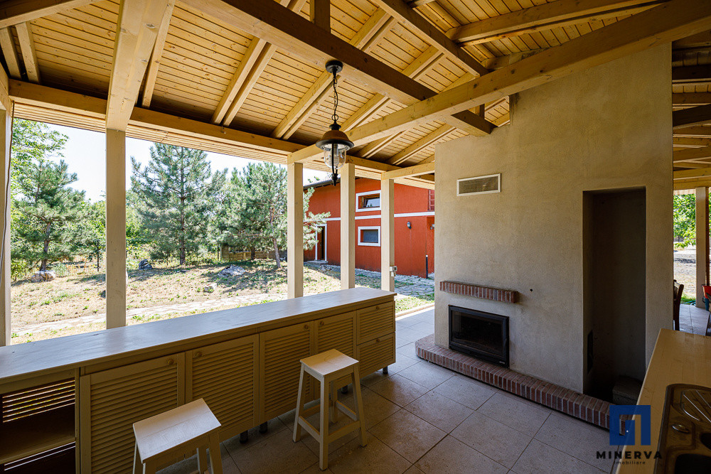 Oportunitate de investitie: Proprietate  pt camin de batrani, scoala, restaurant