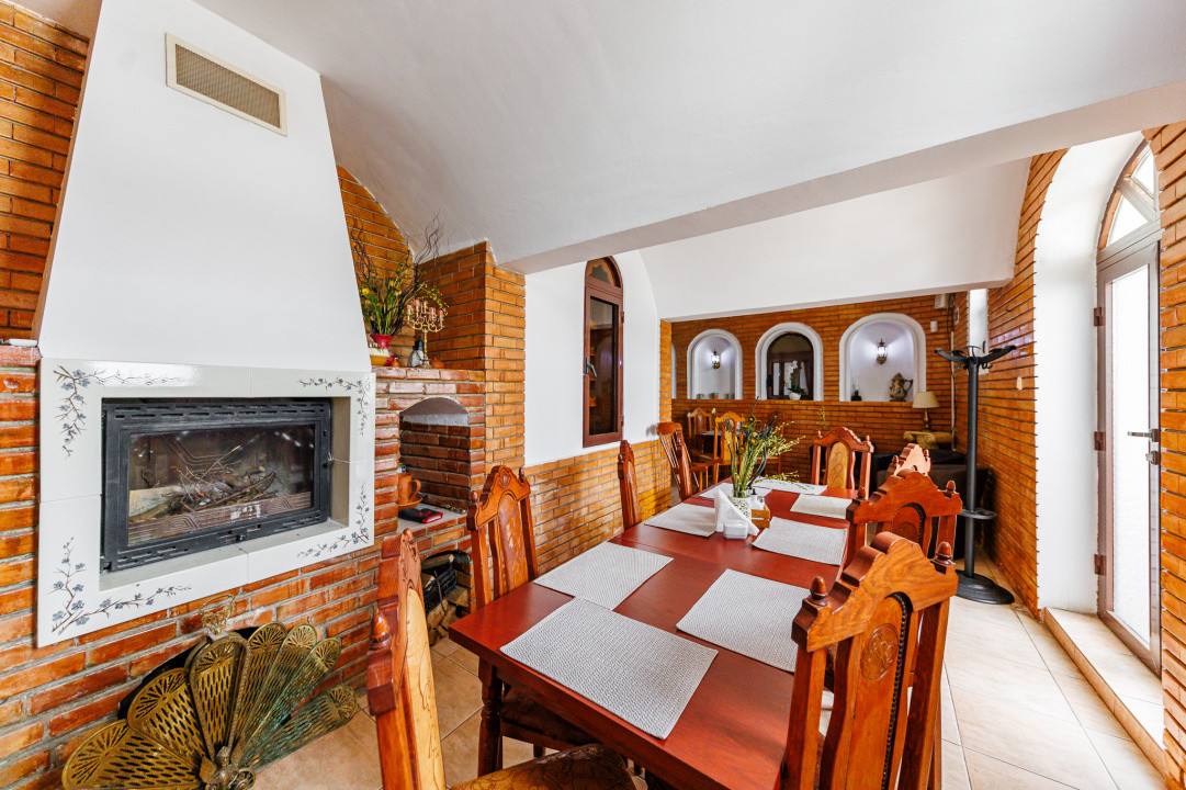 Complex pensiune, sala evenimente, restaurant, terase, gradini - langa Timisoara