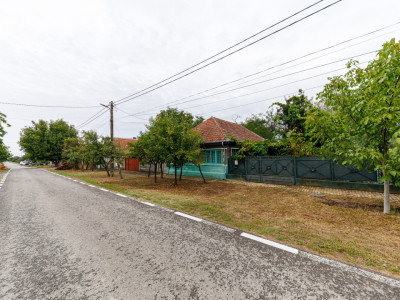 Casa locuibila pe teren de 1.439 mp, Urseni – Vatra Veche