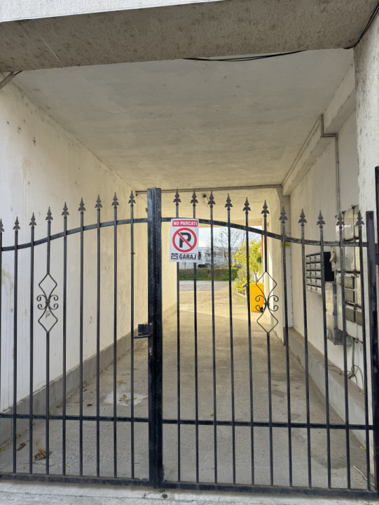 Spatiu comercial cu terasa si parcare – Strada Crizantemelor, Zona Iosefin