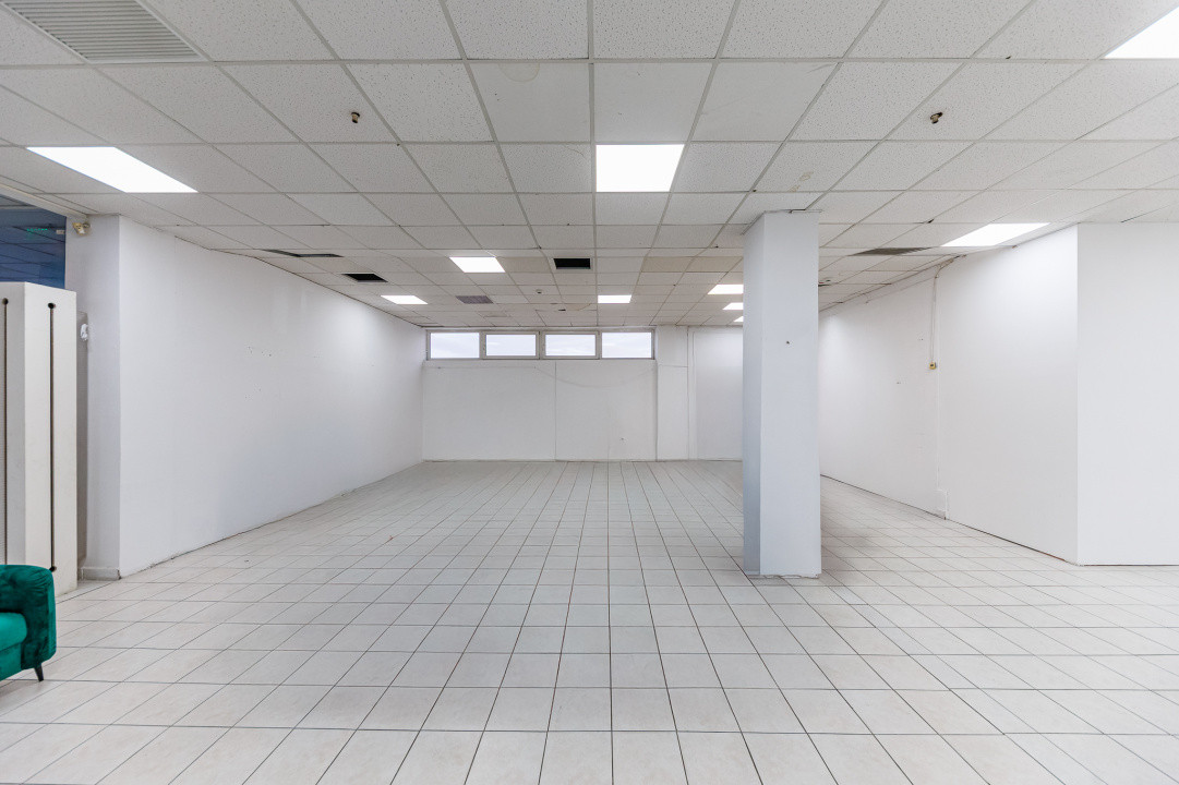 Spatiu comercial 600 mp in Centrul Comercial Kapa la etaj, Comision 0