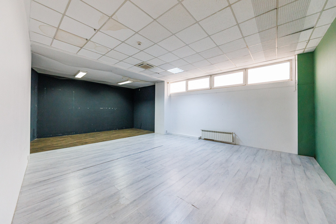 Spatiu comercial 600 mp in Centrul Comercial Kapa la etaj, Comision 0