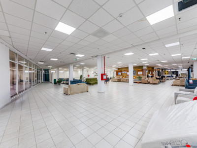 Spatiu comercial 600 mp in Centrul Comercial Kapa la etaj, Comision 0