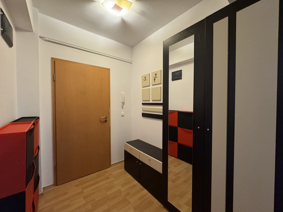 Apartament cu 3 camere, 2 bai, parter inalt, bloc nou, zona Lipovei. COMISION 0 