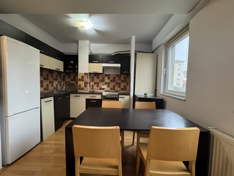 Apartament cu 3 camere, 2 bai, parter inalt, bloc nou, zona Lipovei. COMISION 0 