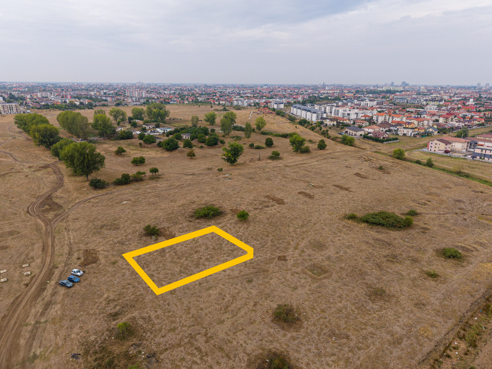 Teren pentru bloc S+P+2E+ER | 950 mp – acces multiplu, zona blocuri