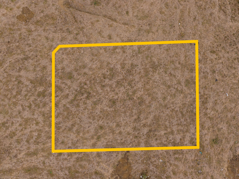 Teren pentru bloc S+P+2E+ER | 950 mp – acces multiplu, zona blocuri