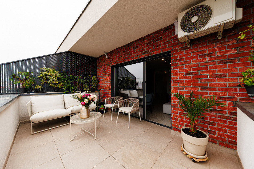 Cel mai frumos apartament cu 2 camere  Mehala-Torontalului, amenajat cu designer