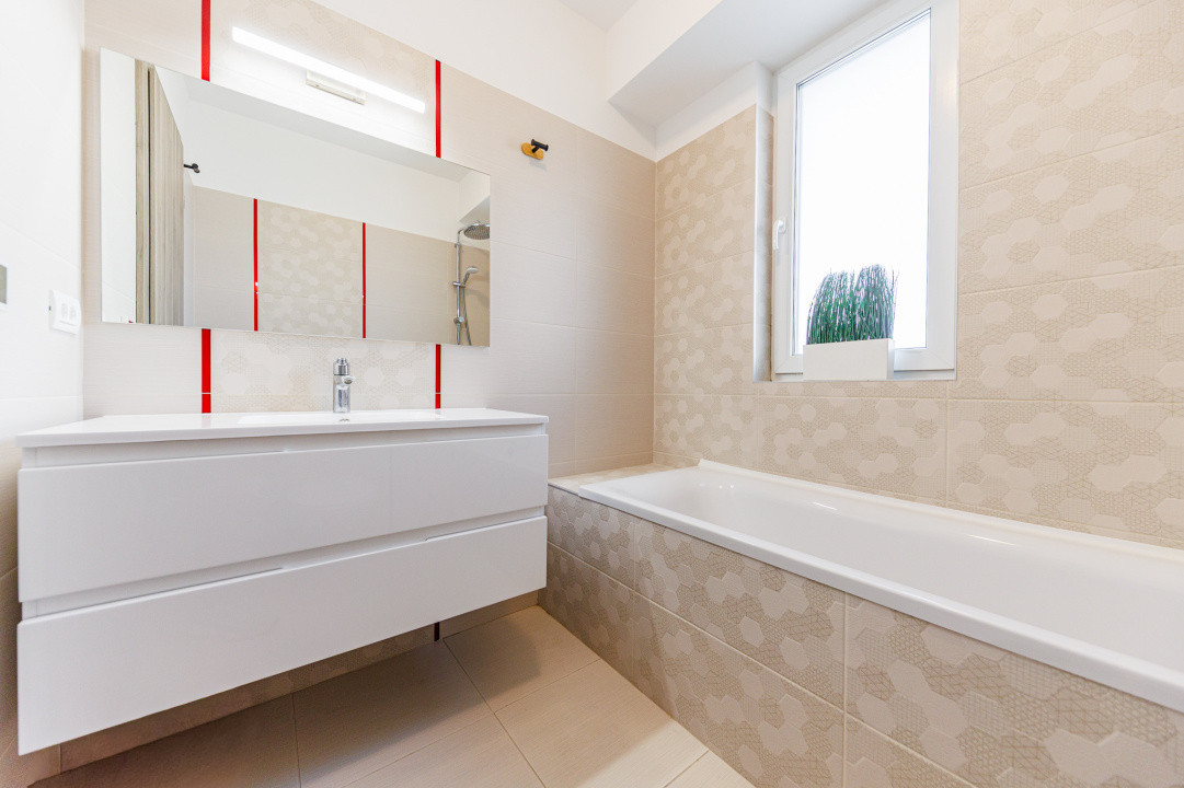 Apartament 3 cam, 76 mp + balcon, etaj 1,  Dumbravița, str. Rodiei,  Comision 0%