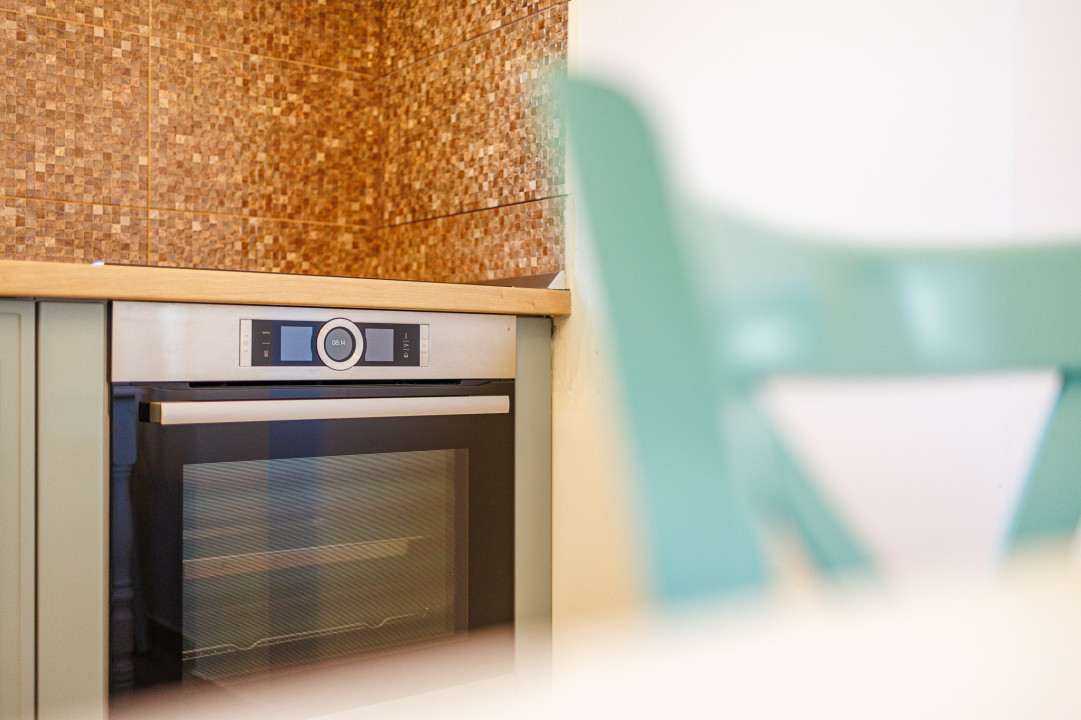 Apartament 3 cam, 76 mp + balcon, etaj 1,  Dumbravița, str. Rodiei,  Comision 0%