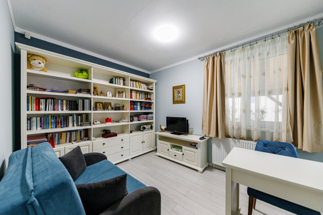 Casă mare 5 camere+casă mică, panouri, curte amenajată – Giroc, Comision 0