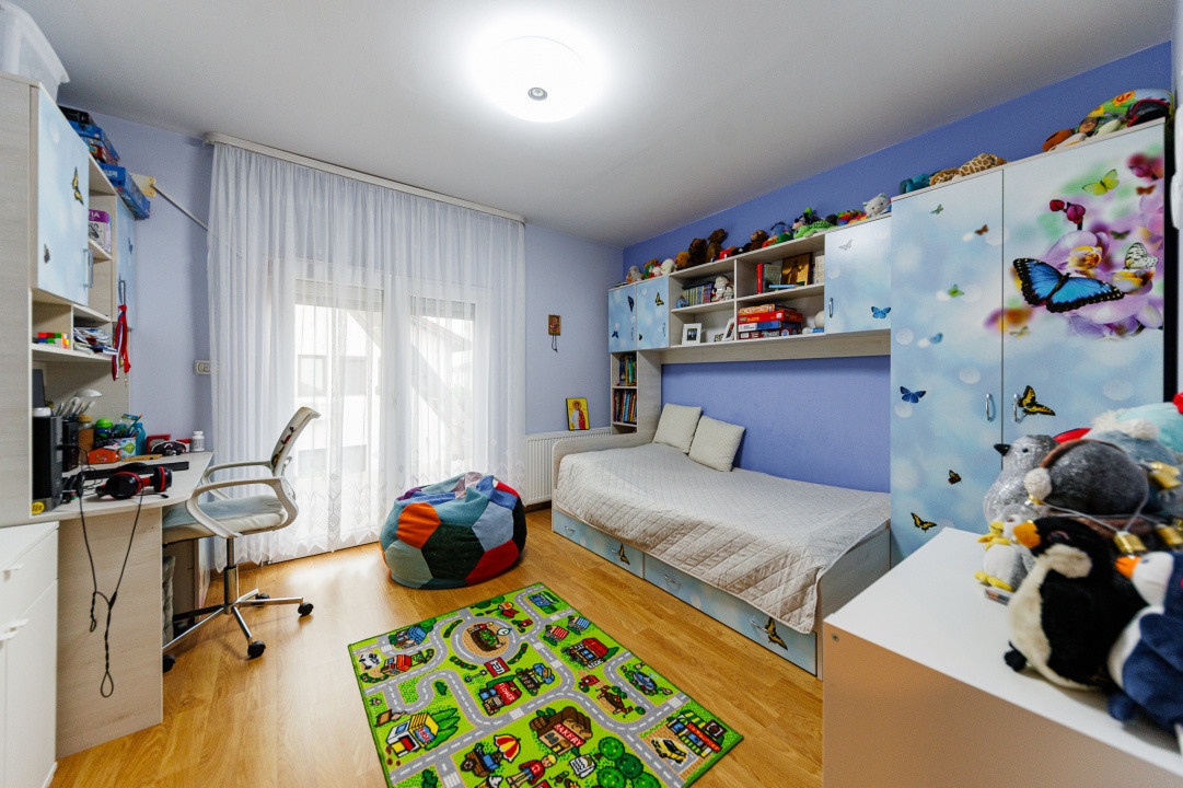 Casă mare 5 camere+casă mică, panouri, curte amenajată – Giroc, Comision 0